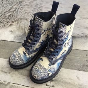 china blue dr martens